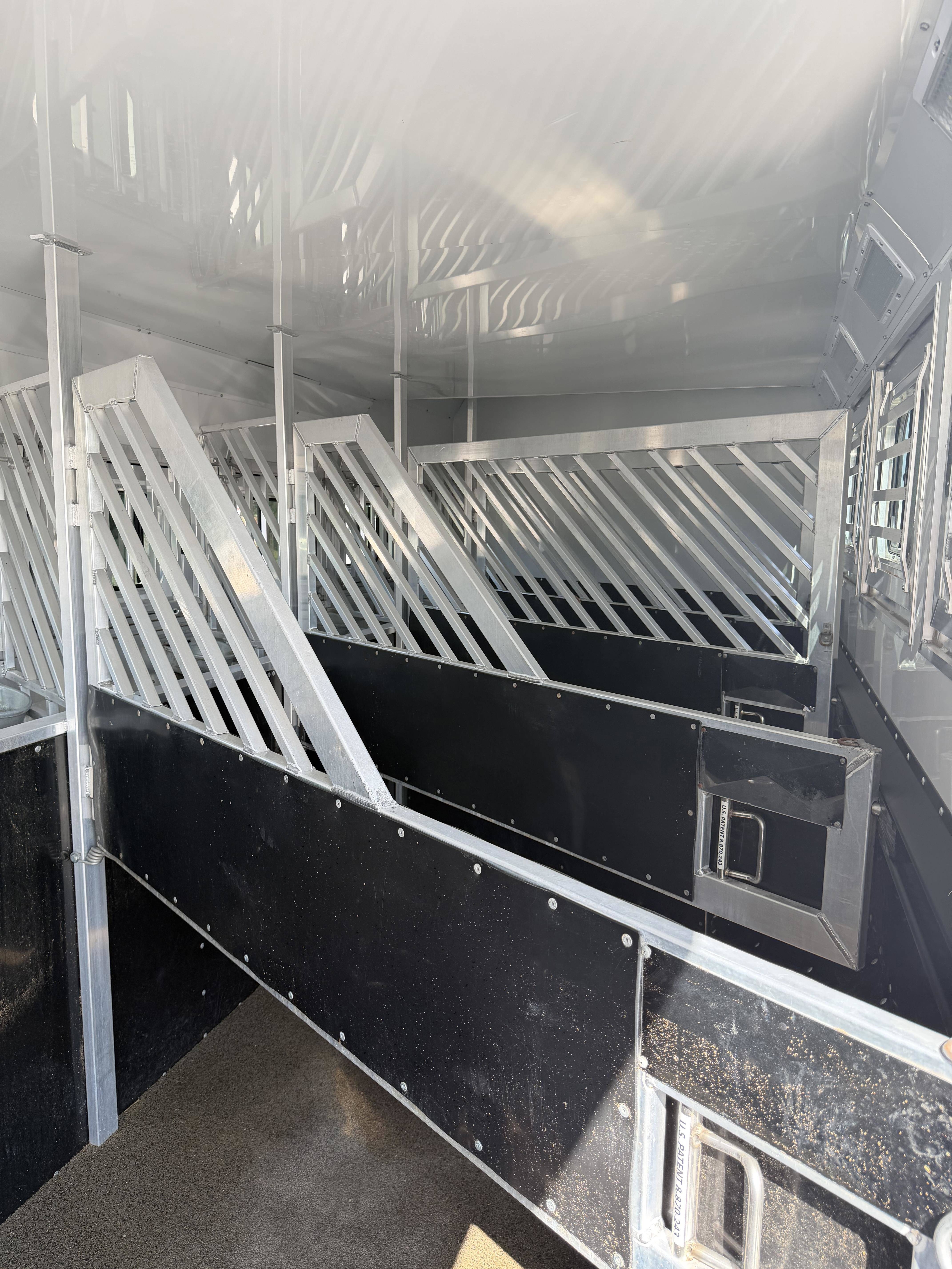 2023 Twister 5H 19' SW Jumbo Slide Side Load - AirRide & Diesel Gen Living Quarter Trailers