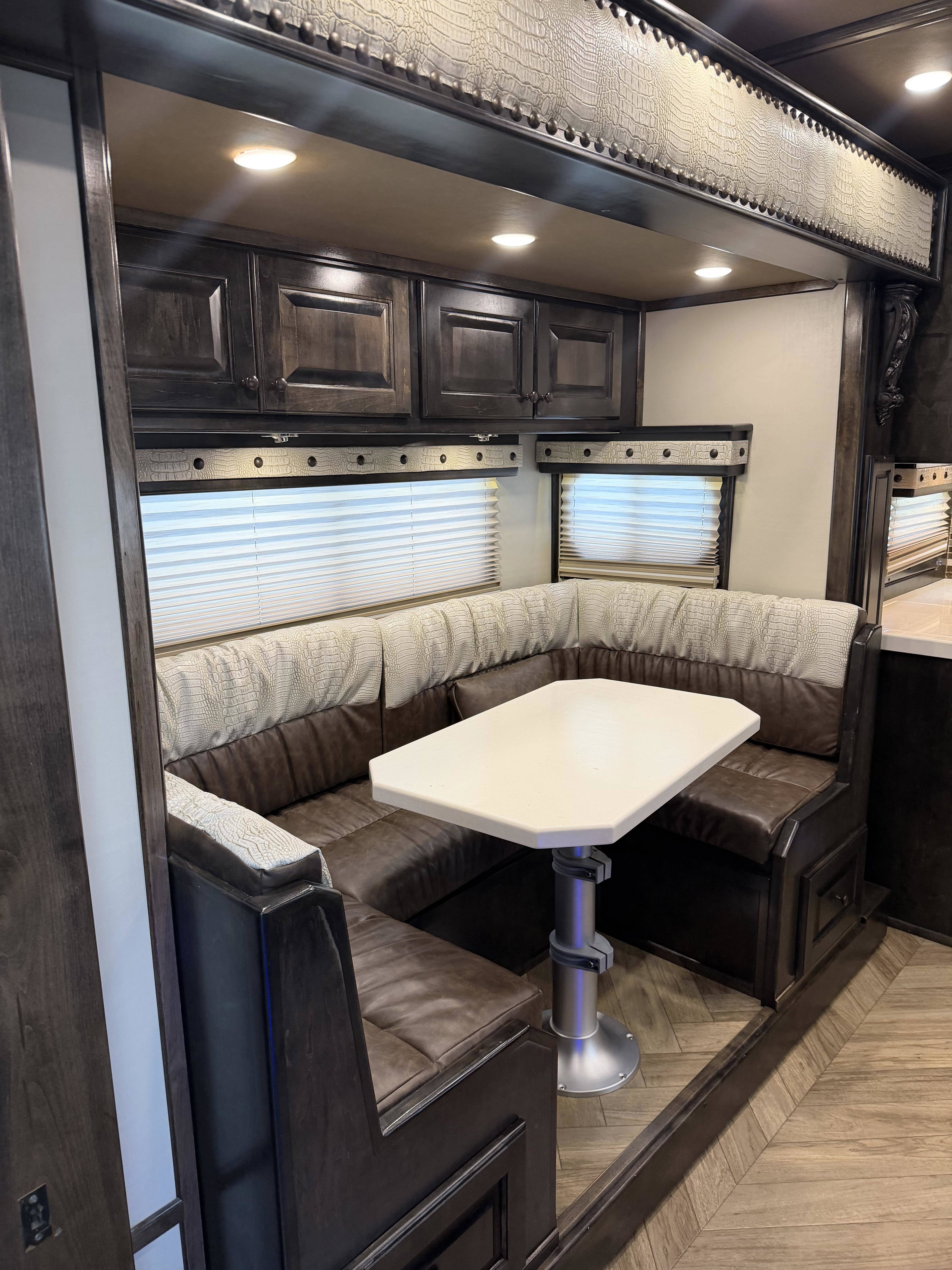 2023 Twister 5H 19' SW Jumbo Slide Side Load - AirRide & Diesel Gen Living Quarter Trailers