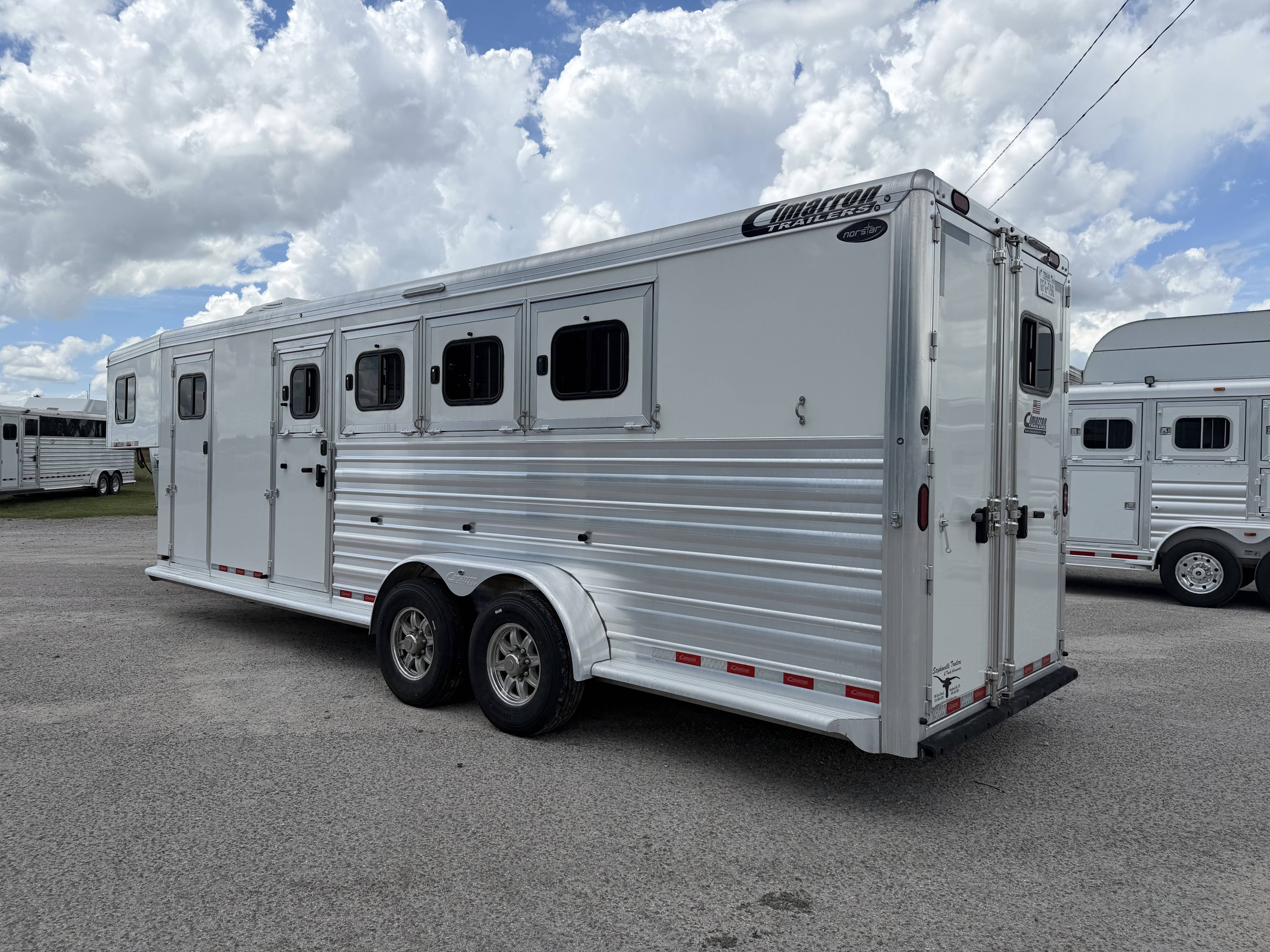 2024 Cimarron Trailers 4H GN w/ Weekender Living Quarter Trailers