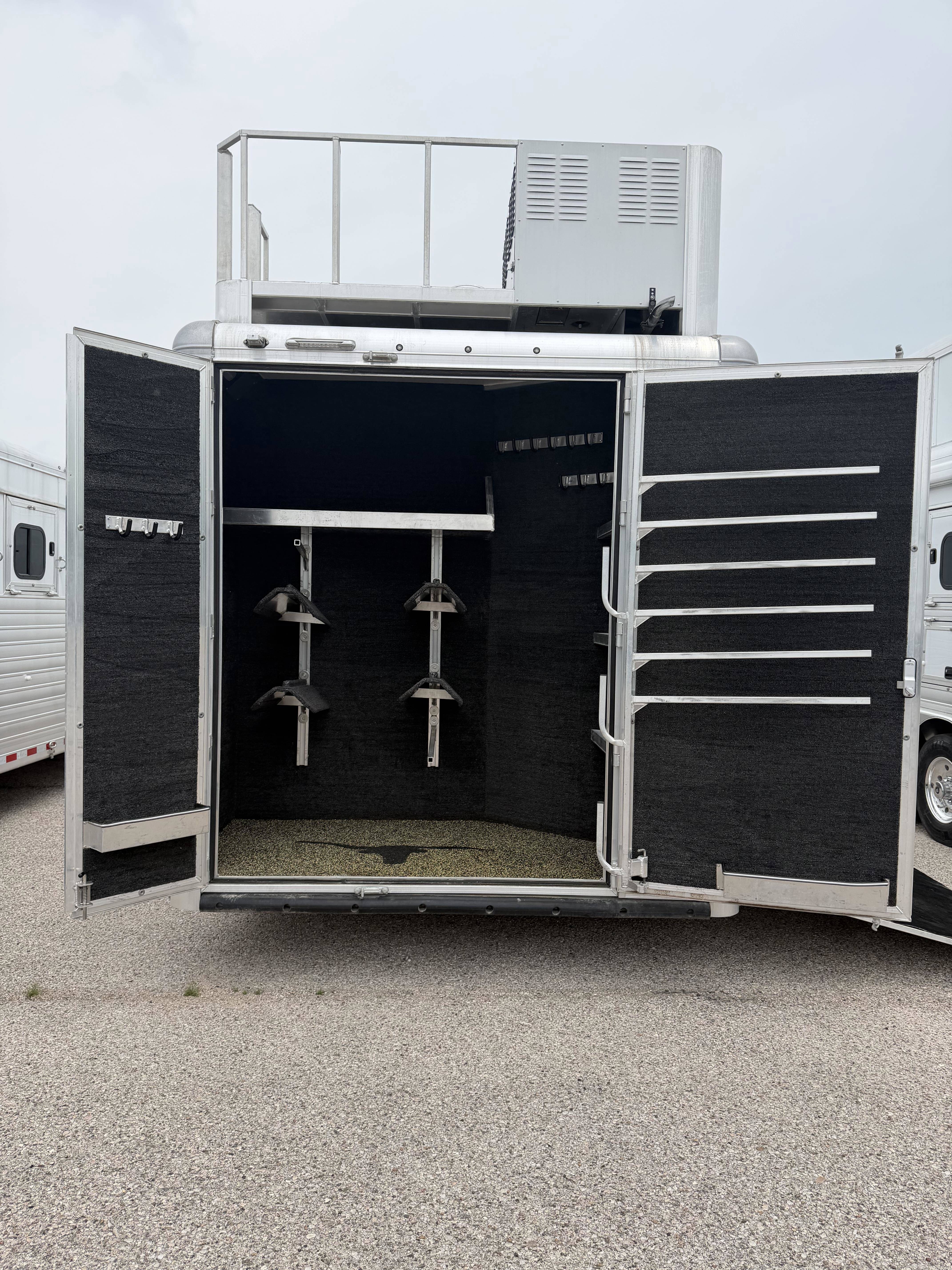 2024 Hart Trailers 4H 14' SW Side Load w/ Diesel Gen Living Quarter Trailers