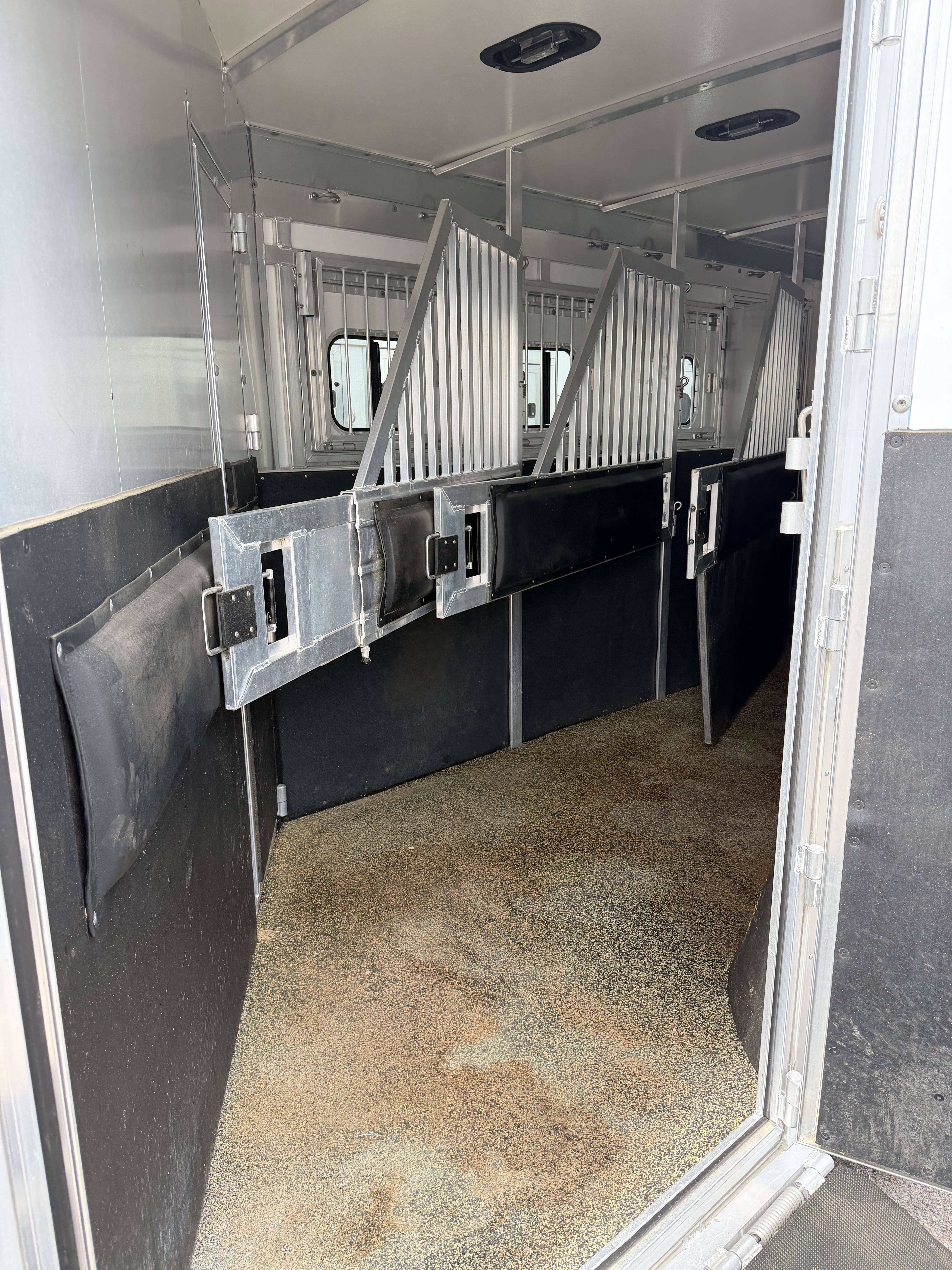 2024 Hart Trailers 4H 14' SW Side Load w/ Diesel Gen Living Quarter Trailers