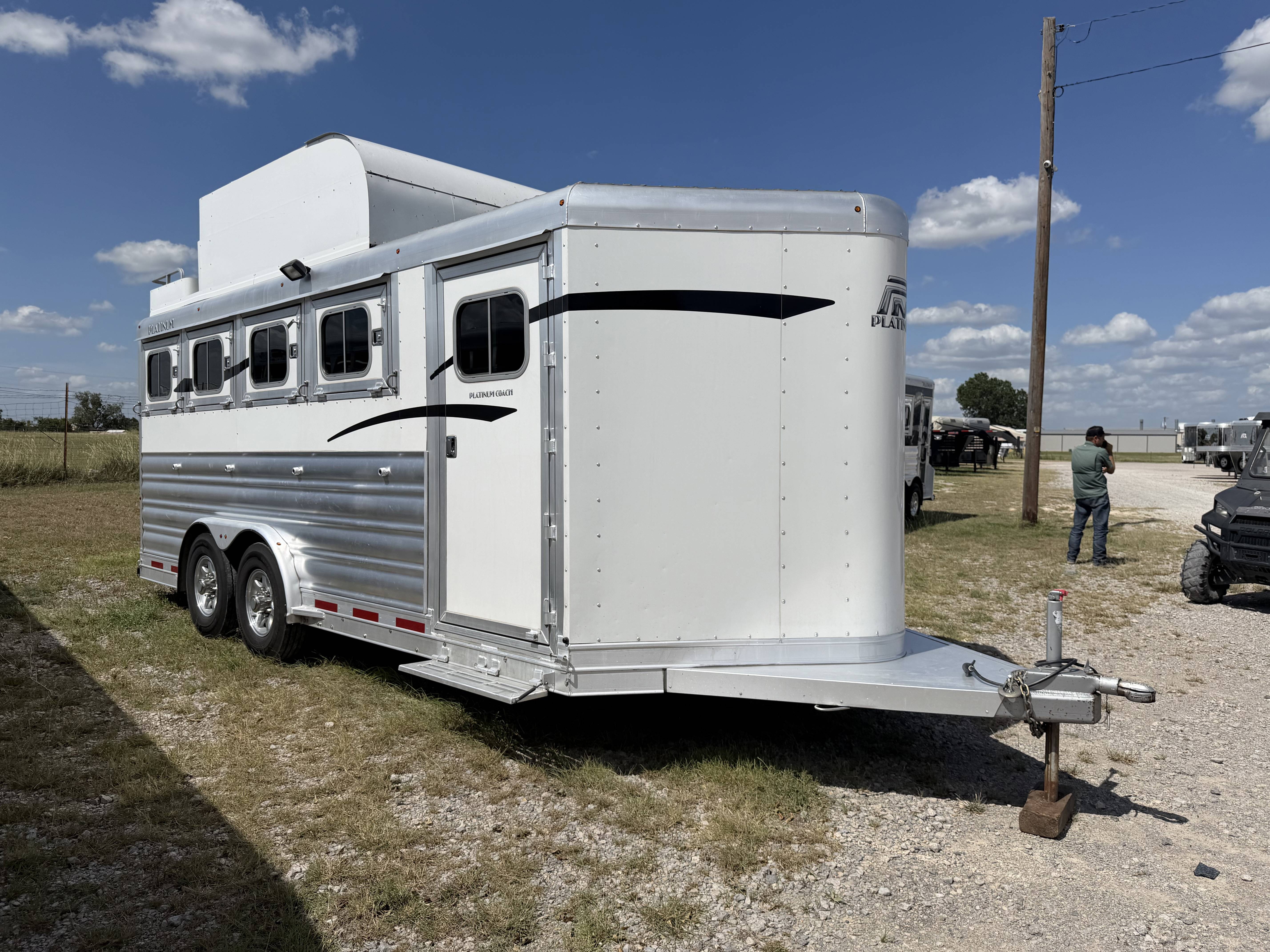 2024 Platinum Coach 4H BP w/ Hay Pod Bumper Pull Horse Trailers