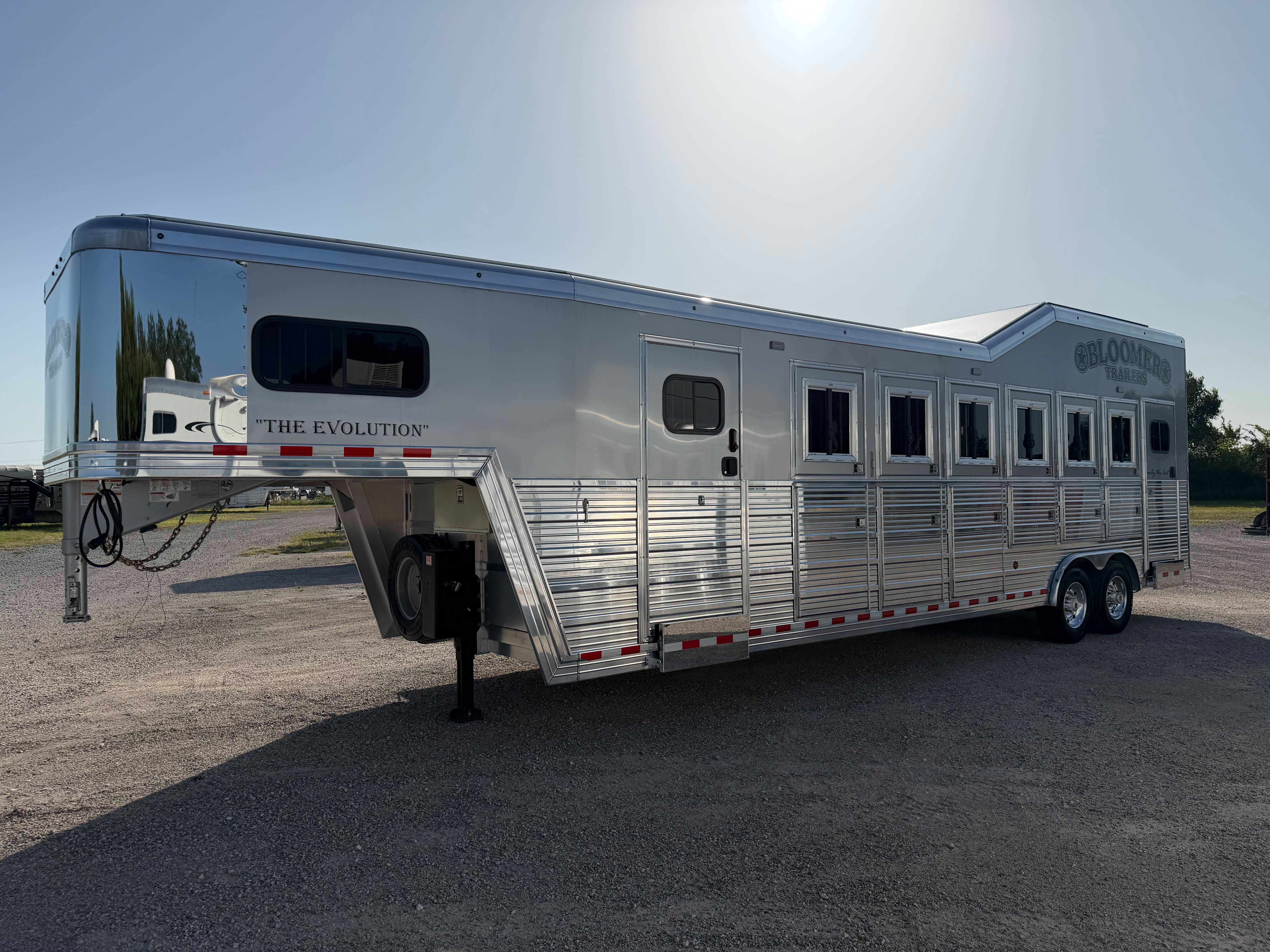 2025 Bloomer Trailers 6H GN Trainer Tack Gooseneck Horse Trailers