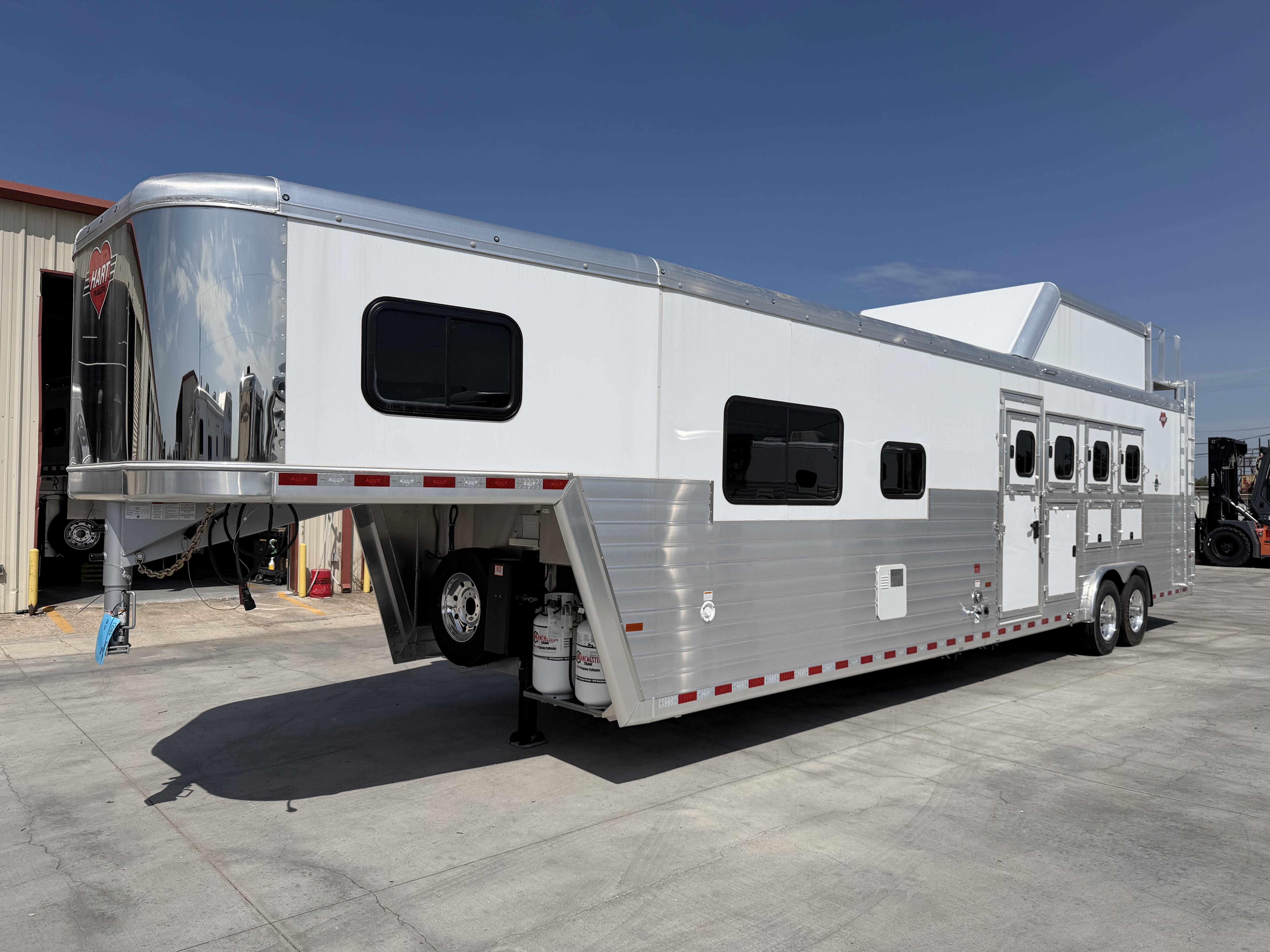 2026 Hart Trailers 4H 12'8 SW Side Load Living Quarter Trailers