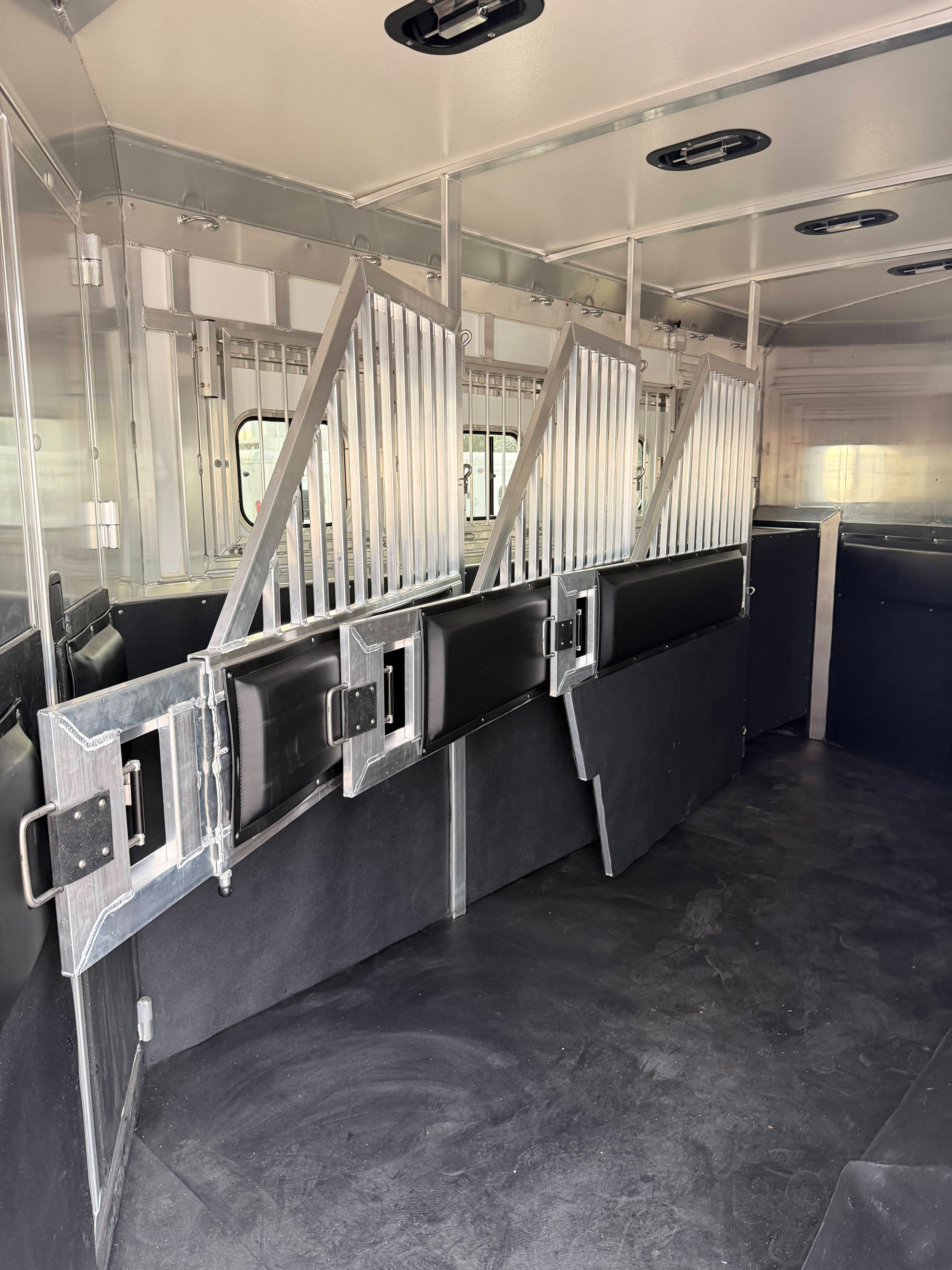 2026 Hart Trailers 4H 16' SW Side Load - AirRide - Diesel Gen Living Quarter Trailers