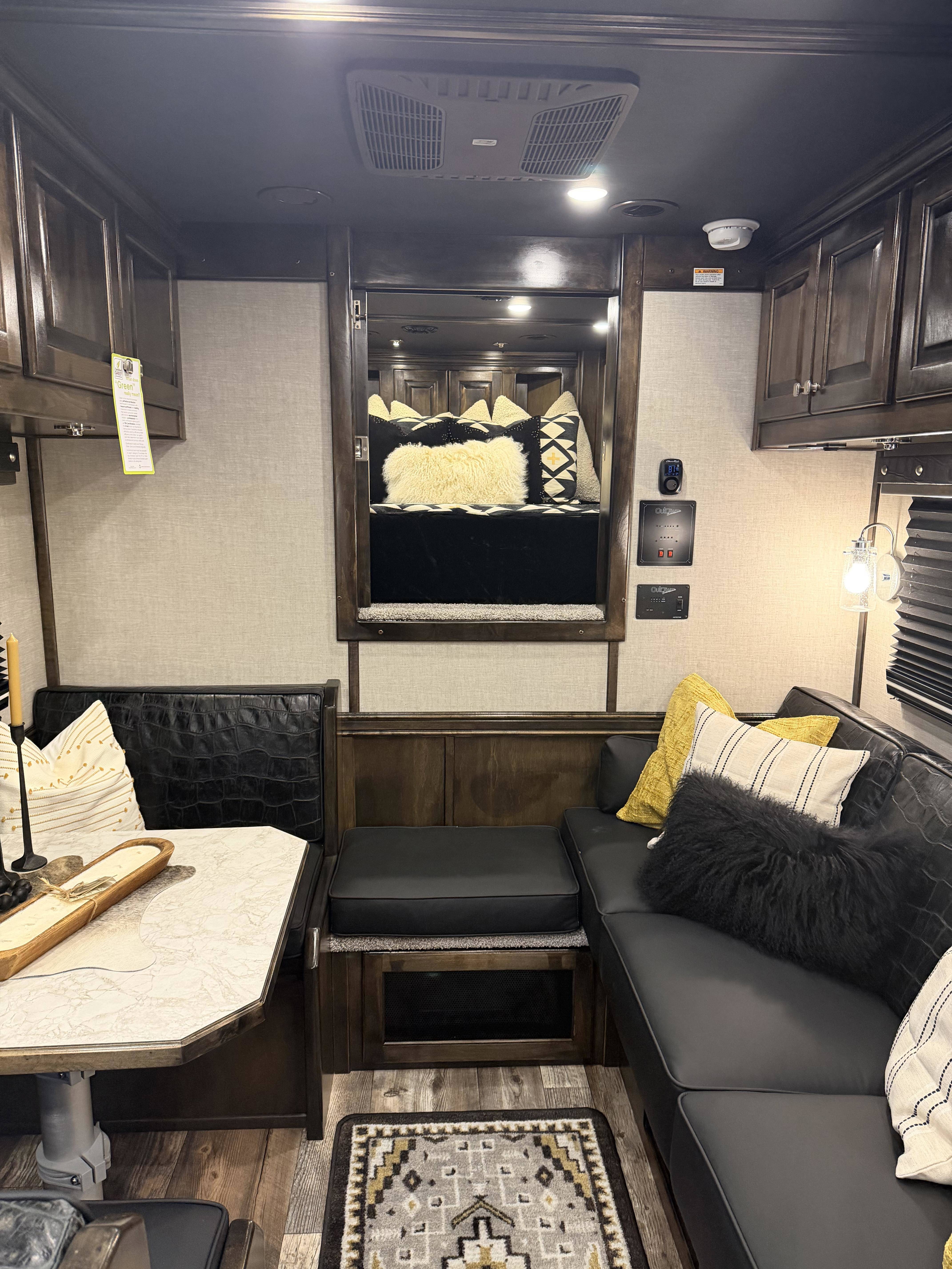 2026 Hart Trailers 4H 16' SW Side Load - AirRide - Diesel Gen Living Quarter Trailers