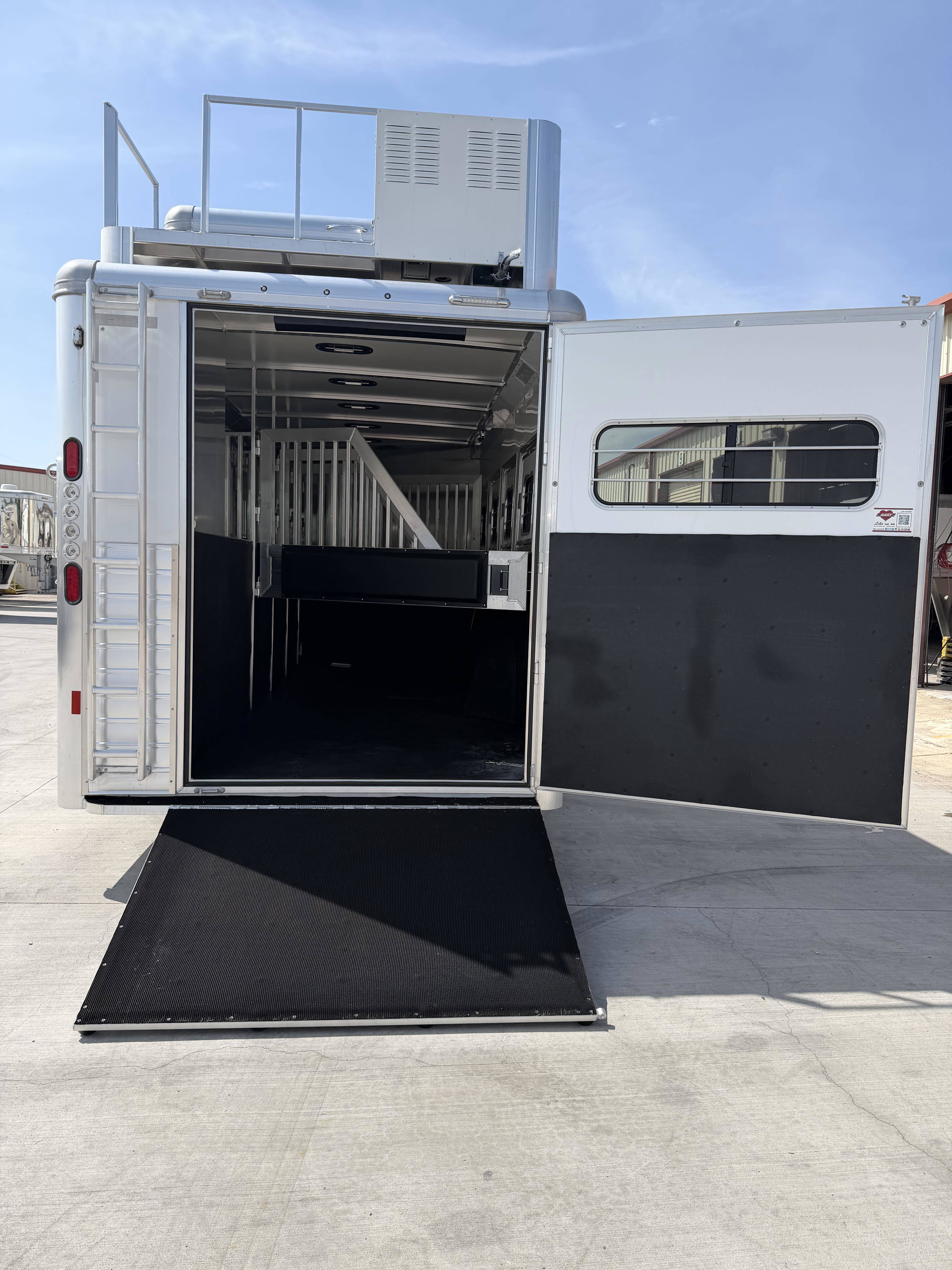 2026 Hart Trailers 5H 16' SW Smarttack LQ Living Quarter Trailers