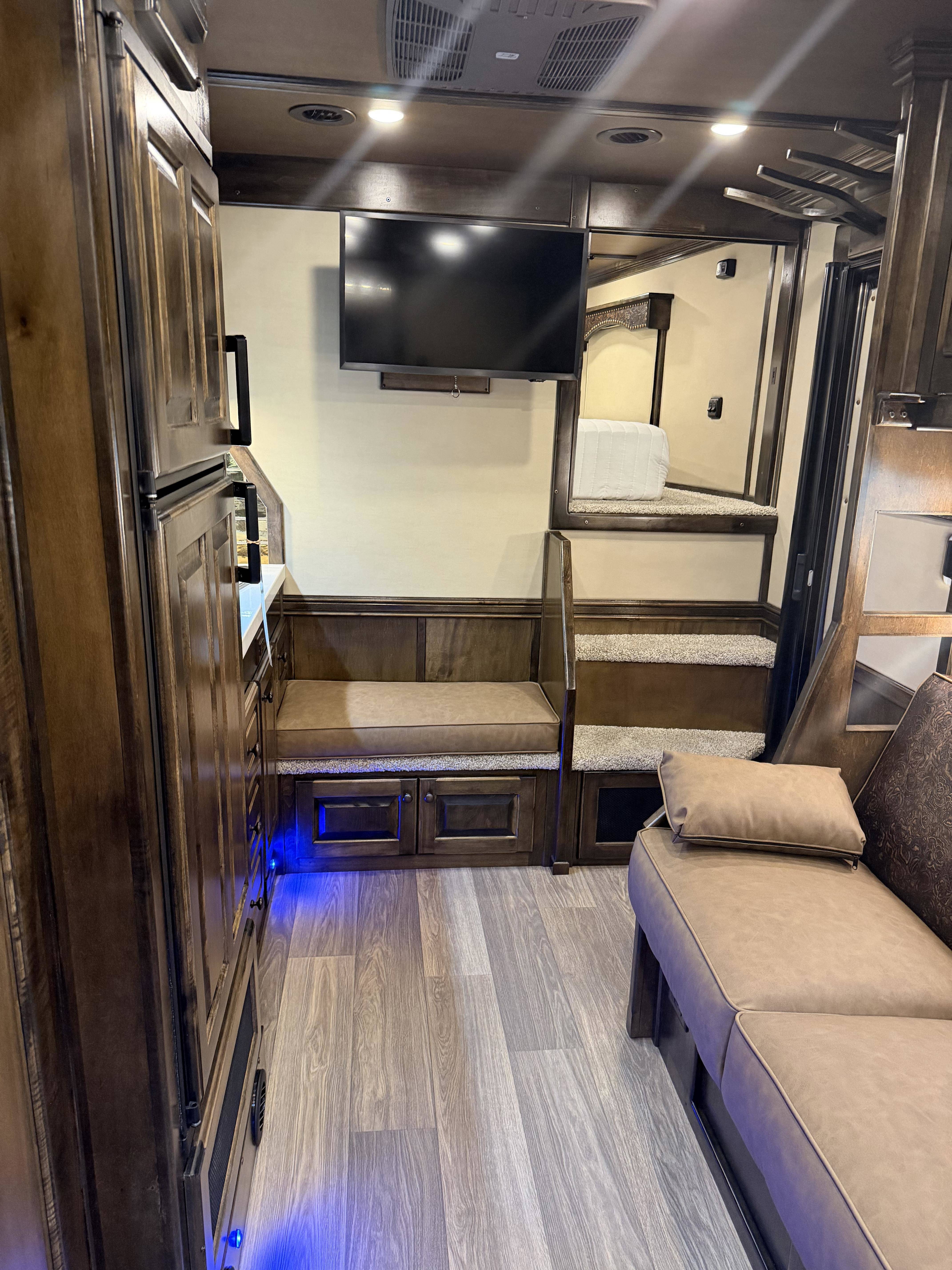 2026 Hart Trailers 5H 16' SW Smarttack LQ Living Quarter Trailers