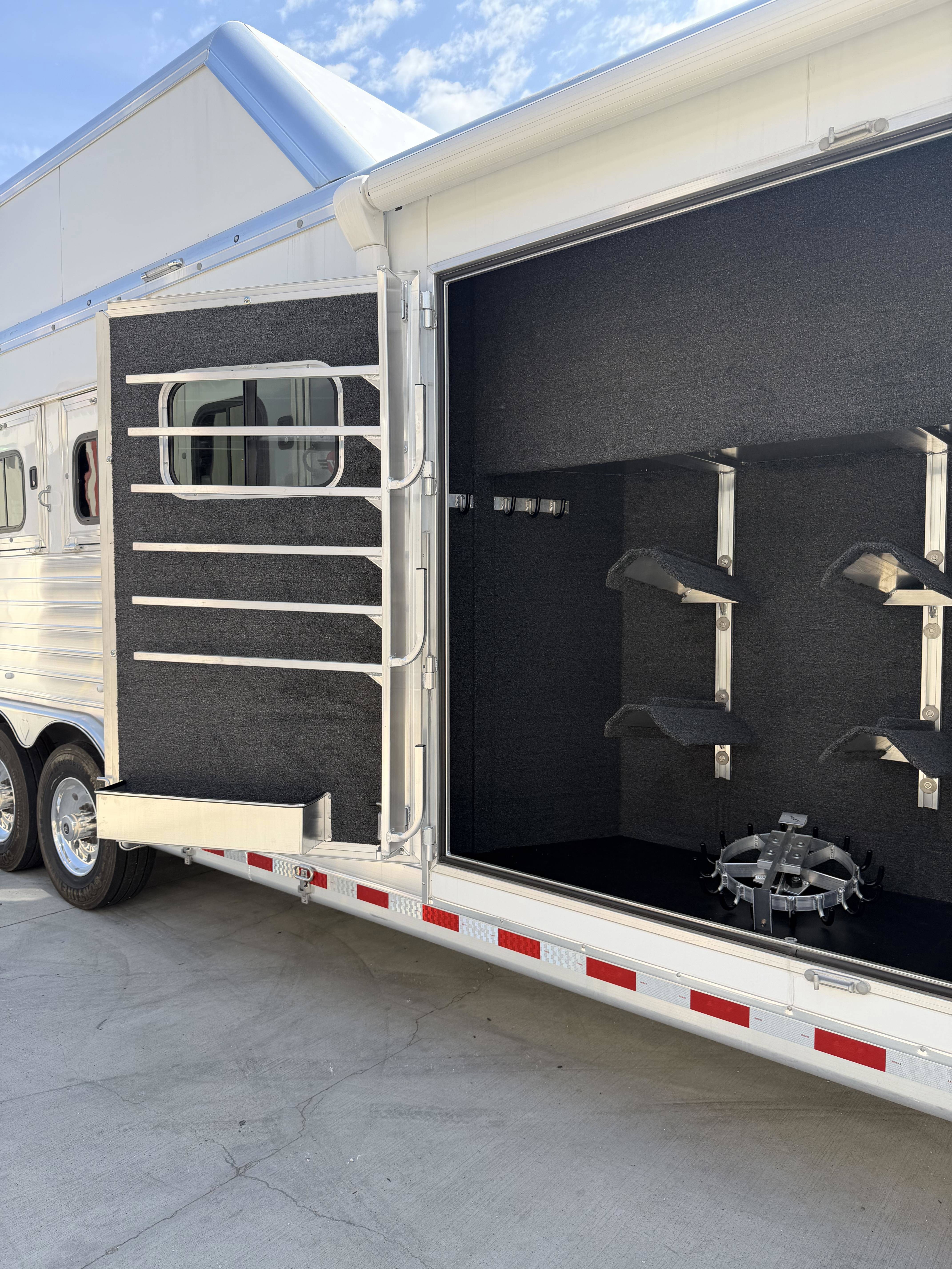 2026 Hart Trailers 5H 16' SW Smarttack LQ Living Quarter Trailers