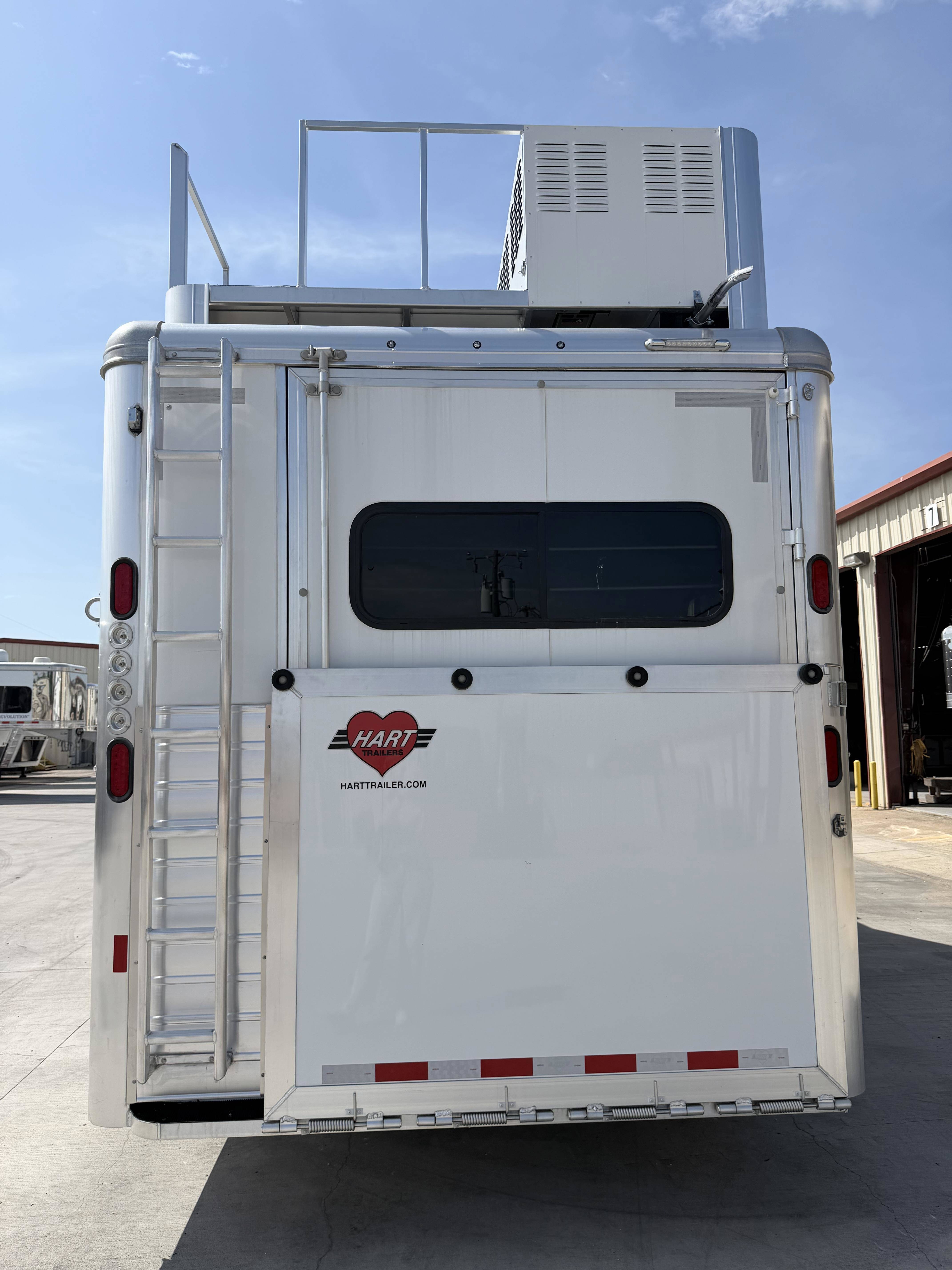 2026 Hart Trailers 5H 16' SW Smarttack LQ Living Quarter Trailers