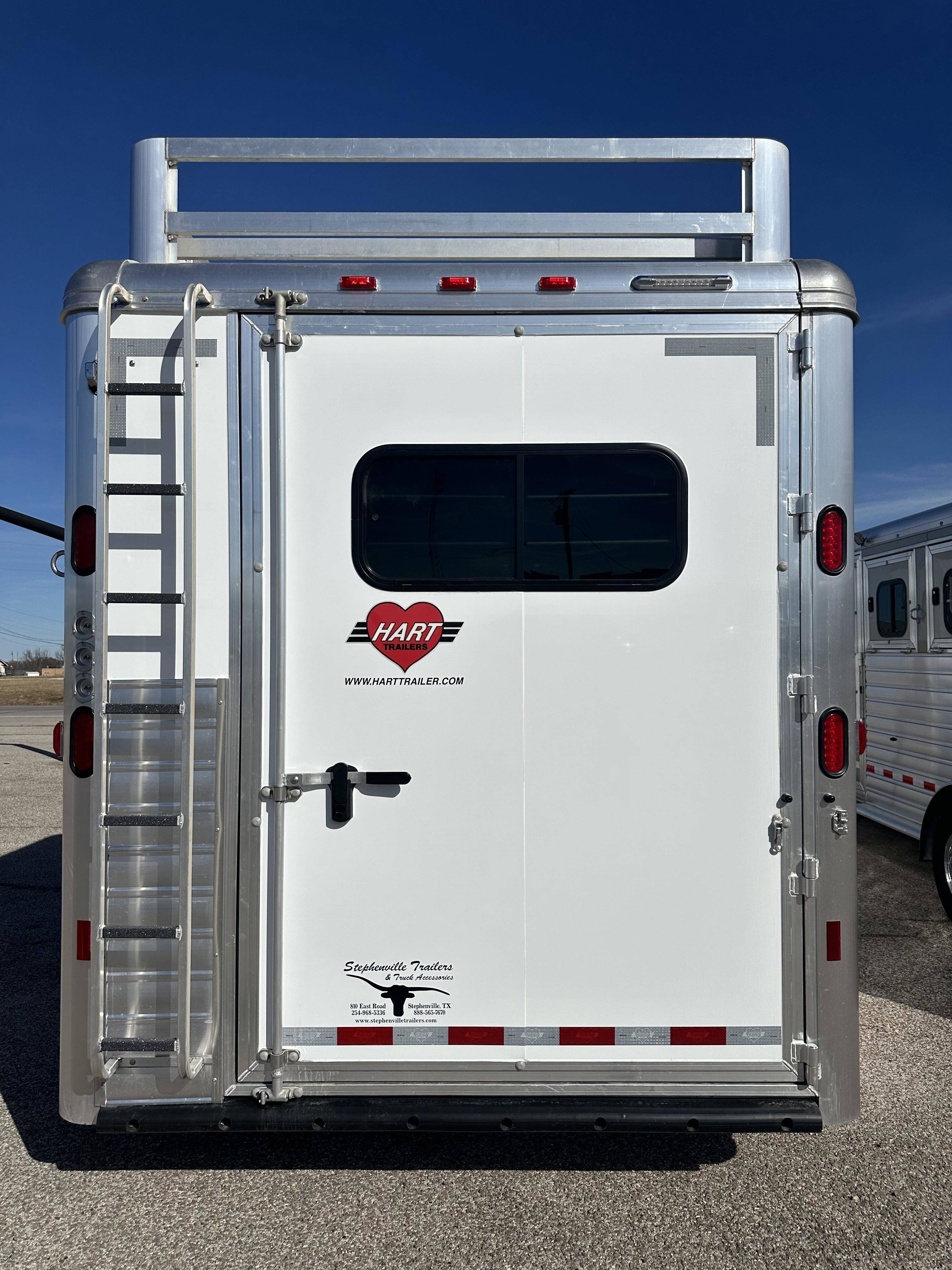 2027 Hart Trailers Tradition 4H Smarttack Horse Trailer Gooseneck Horse Trailers