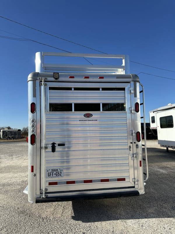 2023 Hart Trailers Lariat 6H GN Walk Thru Tack Horse Trailer Gooseneck Horse Trailers