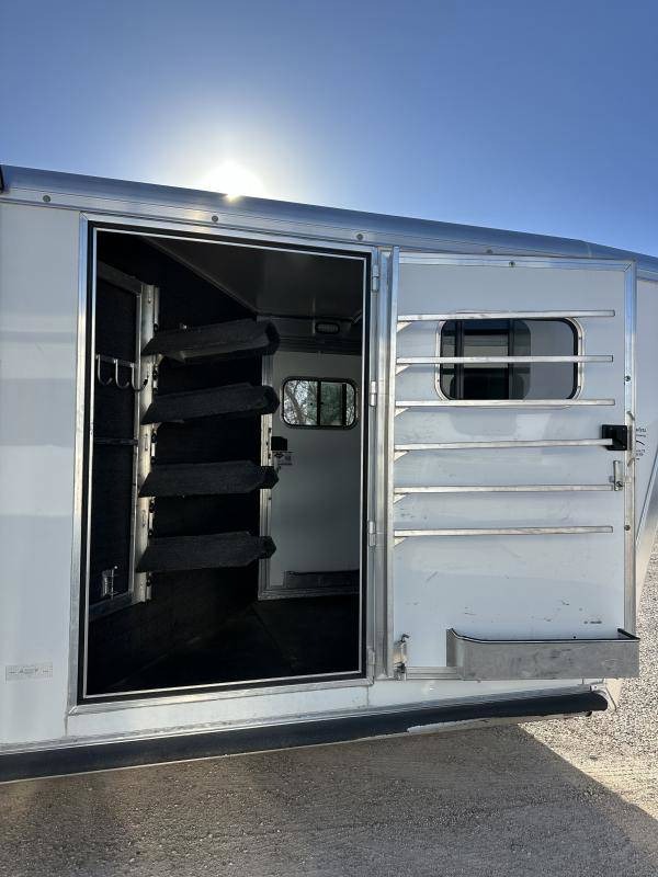 2023 Hart Trailers Lariat 6H GN Walk Thru Tack Horse Trailer Gooseneck Horse Trailers