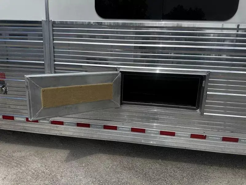 2024 Bloomer Trailers 4H 18'6 SW Jumbo Slide Side Load w/ AirRide & Diesel Gen Horse Trailer Living Quarter Trailers