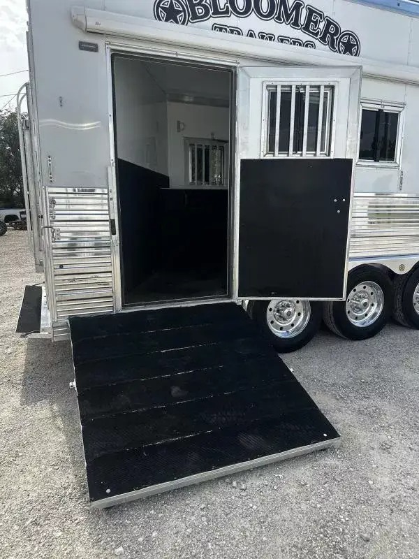2024 Bloomer Trailers 4H 18'6 SW Jumbo Slide Side Load w/ AirRide & Diesel Gen Horse Trailer Living Quarter Trailers