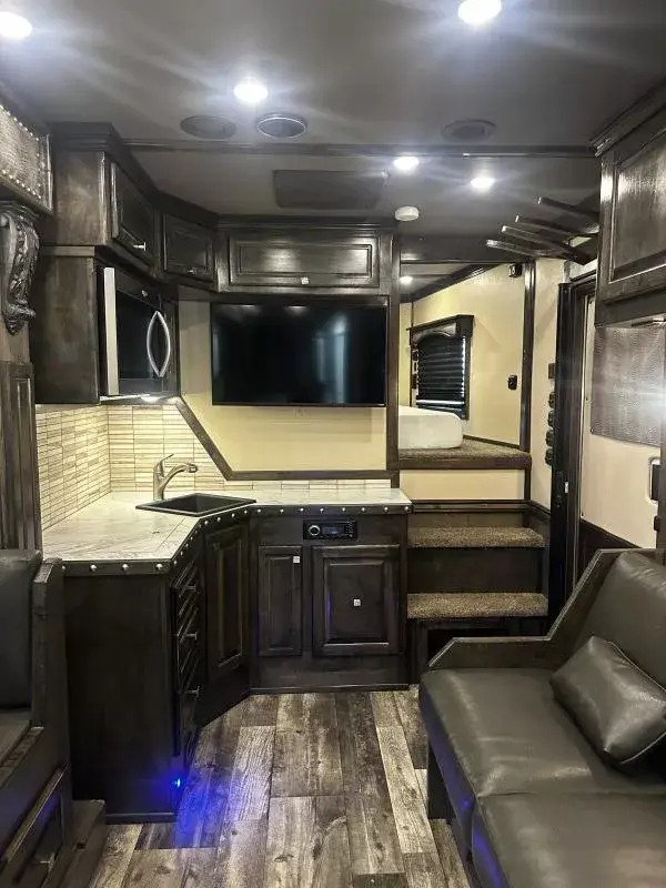 2024 Bloomer Trailers 4H 18'6 SW Jumbo Slide Side Load w/ AirRide & Diesel Gen Horse Trailer Living Quarter Trailers