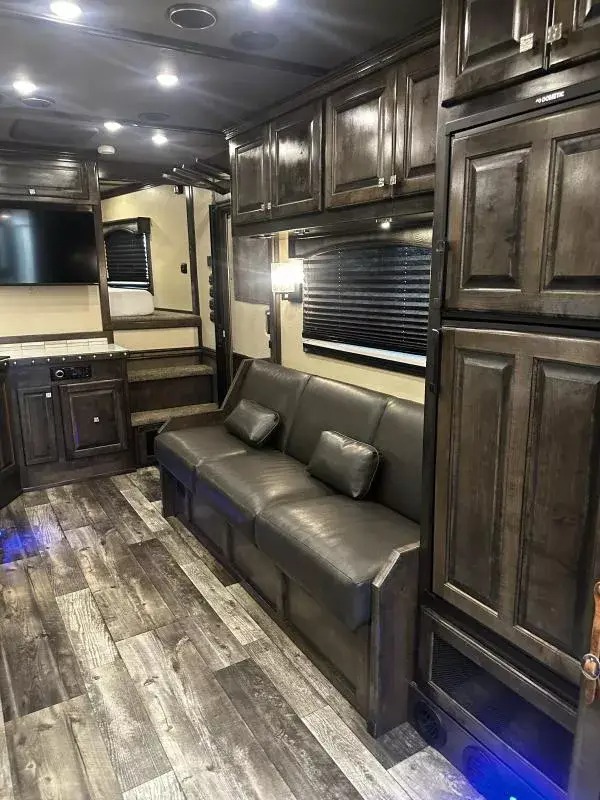 2024 Bloomer Trailers 4H 18'6 SW Jumbo Slide Side Load w/ AirRide & Diesel Gen Horse Trailer Living Quarter Trailers