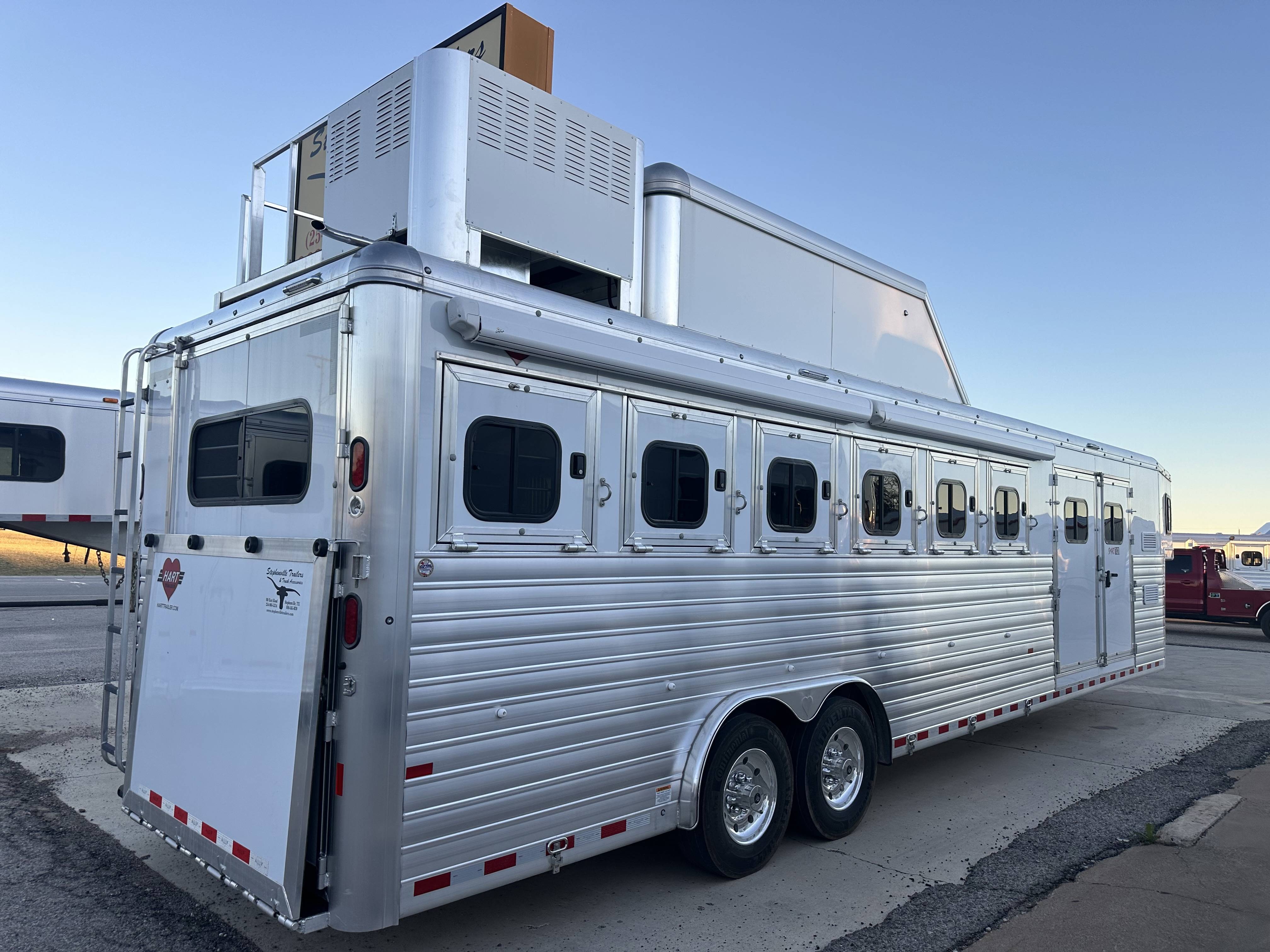 2024 Hart Trailers 6H Smarttack 8' SW Jackpot LQ w/ Diesel Gen Living Quarter Trailers