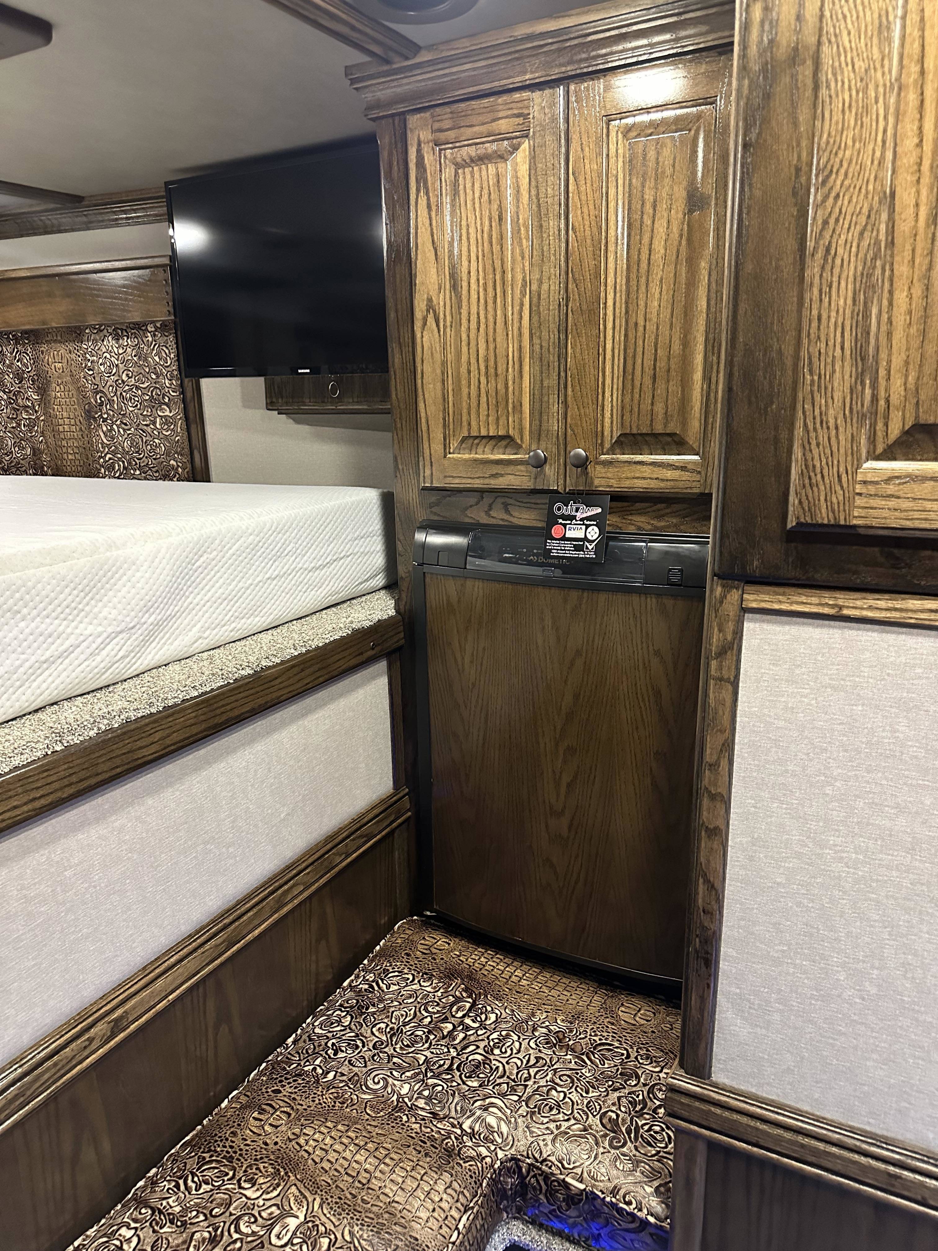 2024 Hart Trailers 6H Smarttack 8' SW Jackpot LQ w/ Diesel Gen Living Quarter Trailers