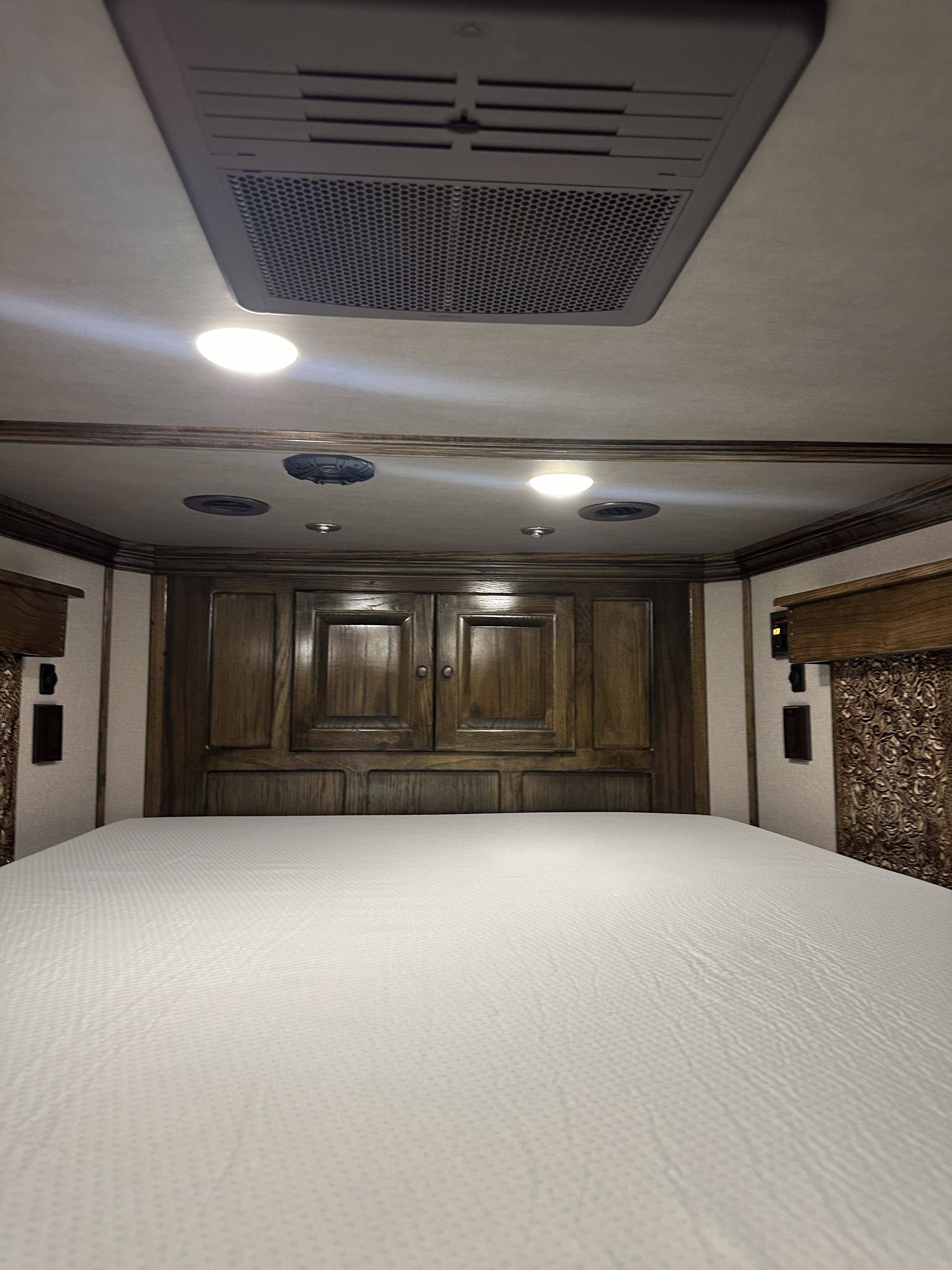 2024 Hart Trailers 6H Smarttack 8' SW Jackpot LQ w/ Diesel Gen Living Quarter Trailers