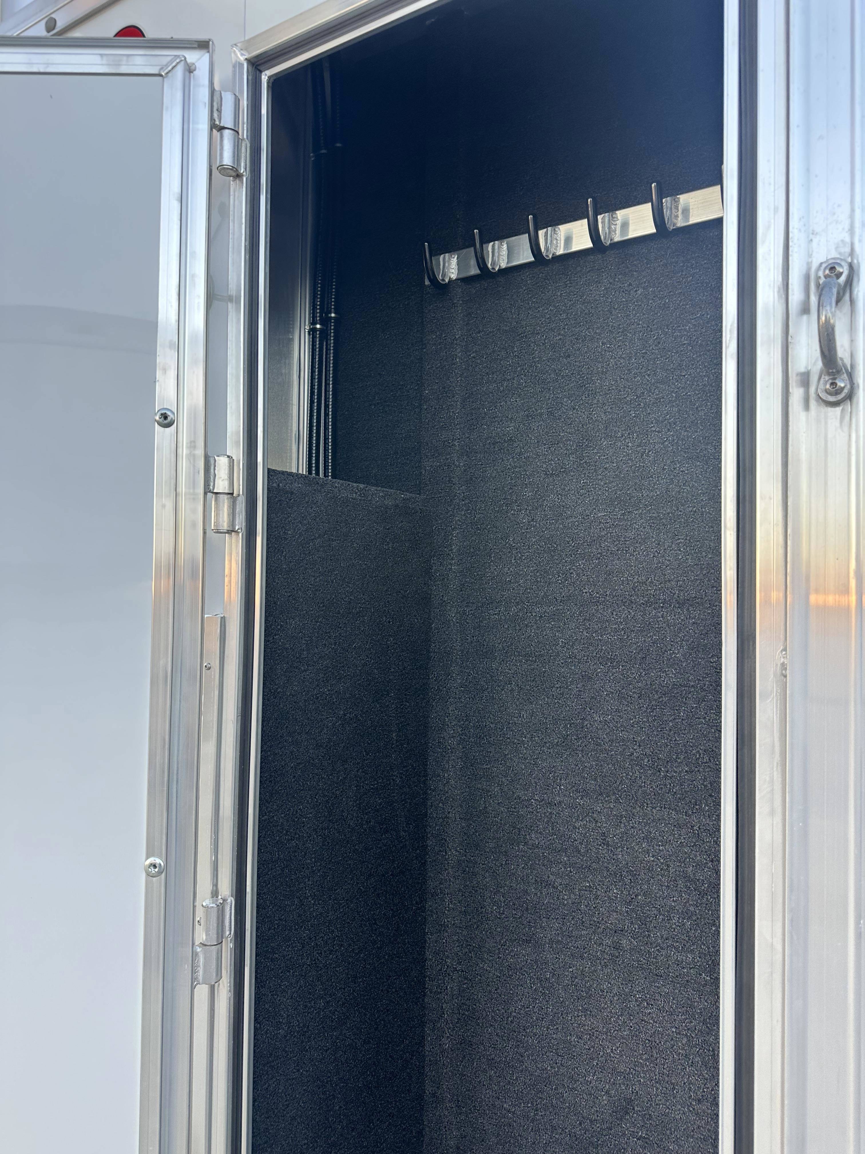 2024 Hart Trailers 6H Smarttack 8' SW Jackpot LQ w/ Diesel Gen Living Quarter Trailers