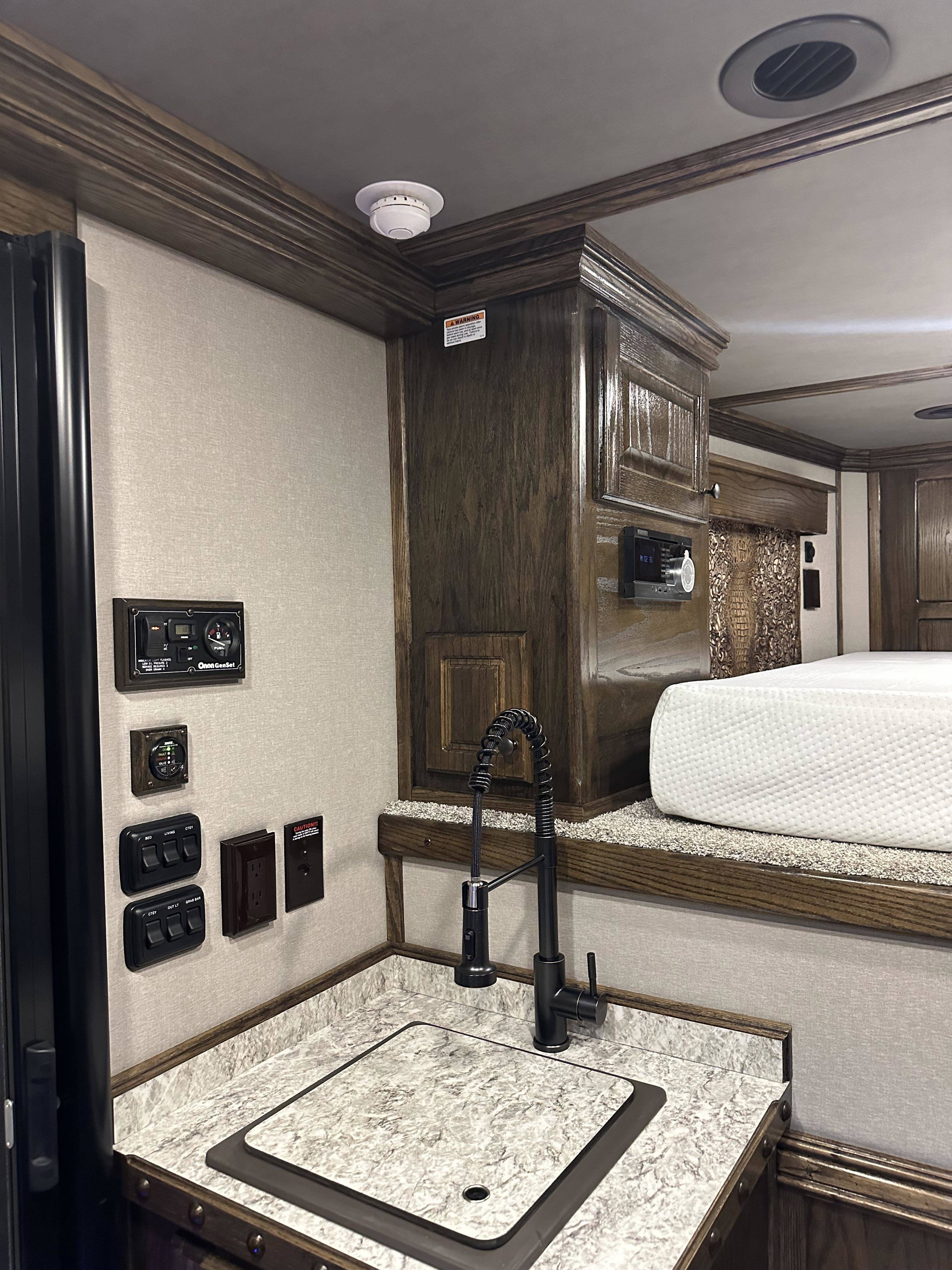2024 Hart Trailers 6H Smarttack 8' SW Jackpot LQ w/ Diesel Gen Living Quarter Trailers